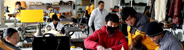 北京天润学校与北京翰皇伟业集团联合办学 皮革养护修饰高端技术培训班
